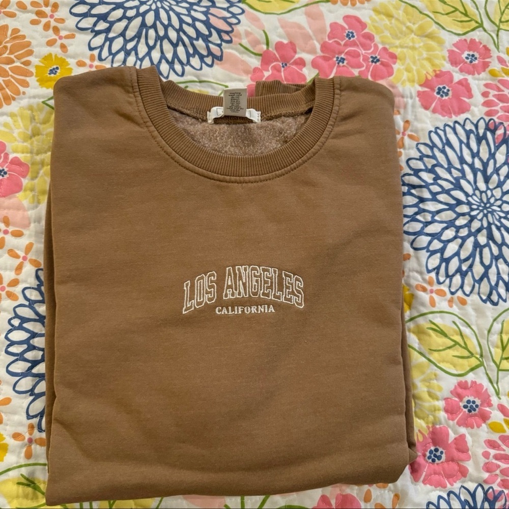 NWT small Los Angeles full tilt sweatshirt